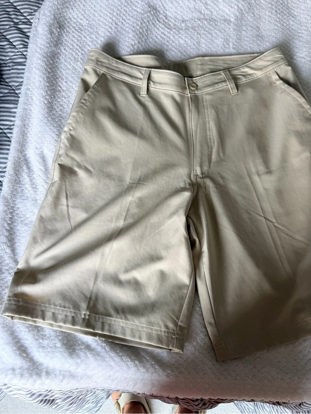 Champion Men's Flat-Front Khaki Golf Shorts